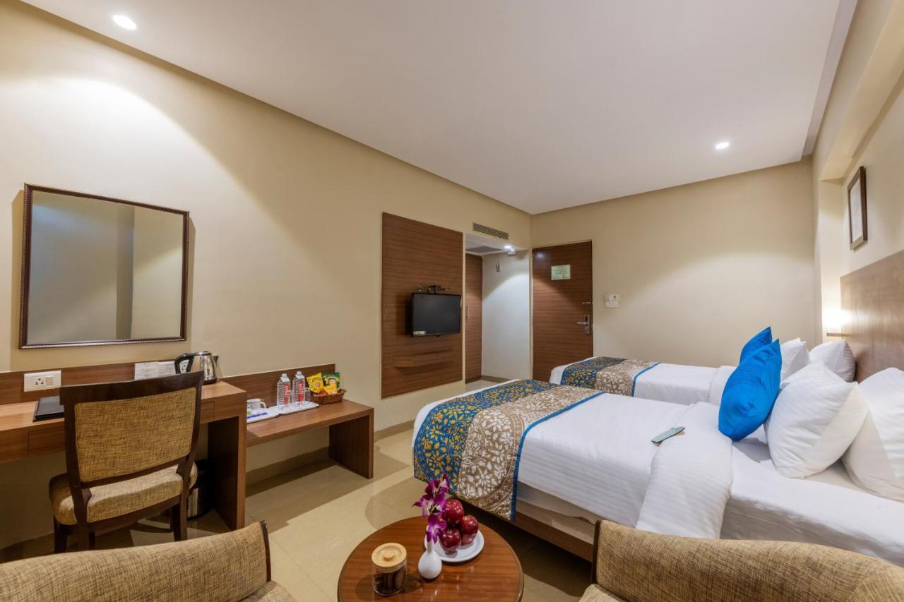 The Caliph Hotel, Mumbai Near Powai Lake — Photos 1